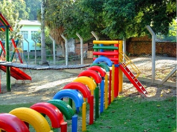 Các ý tưởng thiết kế sân chơi trẻ em ngoài trời cho gia đình từ lốp xe 42